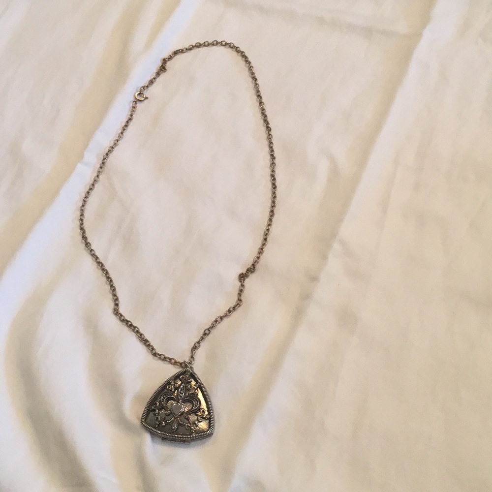 Vintage inspired locket